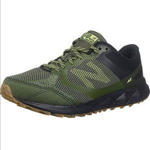 New Balance Men’s 590 V3 Trail Running Shoe 7.5 4E